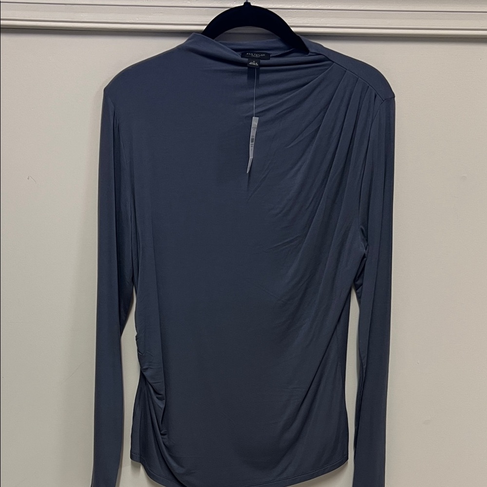 Ann Taylor Factory Long Sleeve Top in Charcoal Gray